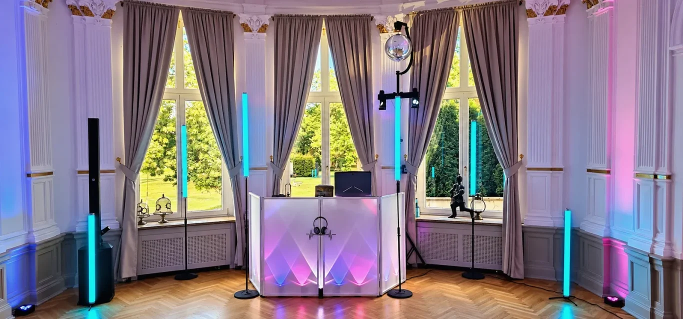 Tolles Ambiente in einem Schlosssaal in Leipzig